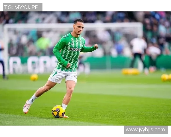 安东尼逆袭背后的秘密曼联为何要感谢贝蒂斯不仅因西甲实力较弱